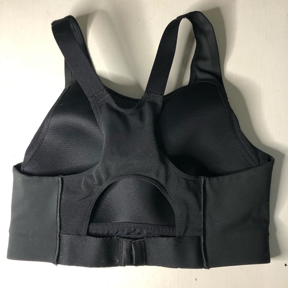 Adidas Ultimate Alpha Bra (S) - Picture 9 of 11